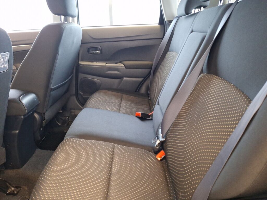 Mitsubishi ASX 2015 Musta