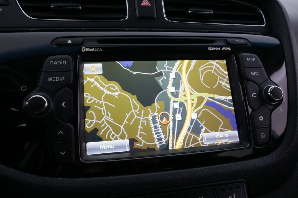 Kia Ceed 2015 Valkoinen