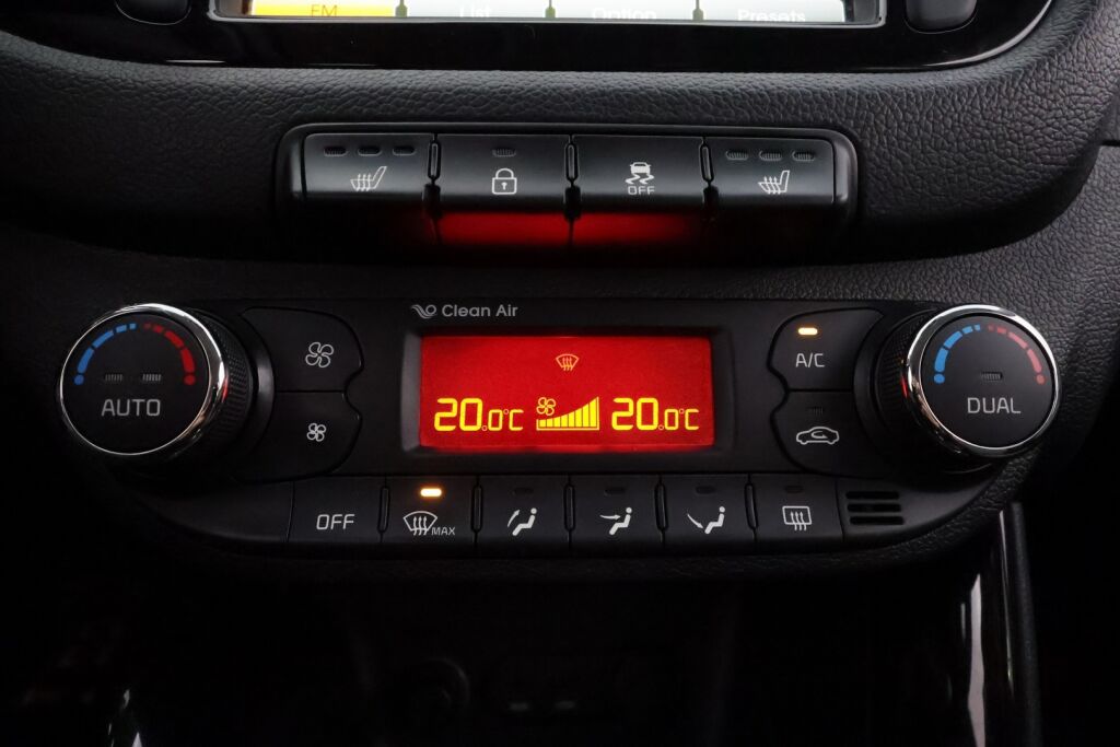 Kia Ceed 2015 Valkoinen