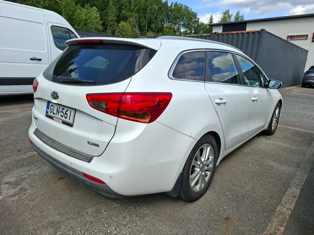 Kia Ceed 2015 Valkoinen