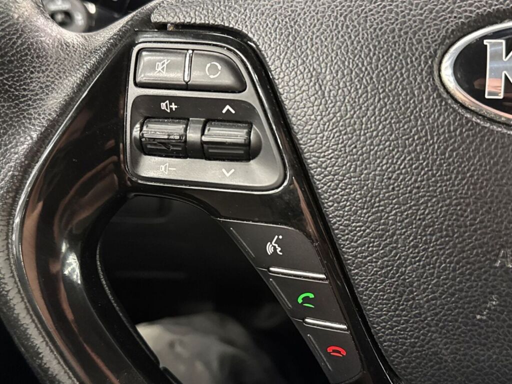 Kia Ceed 2015 Valkoinen