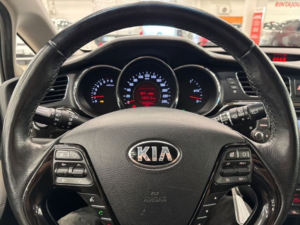 Kia Ceed 2015 Valkoinen