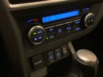 Toyota Auris 2015 Ruskea (beige)