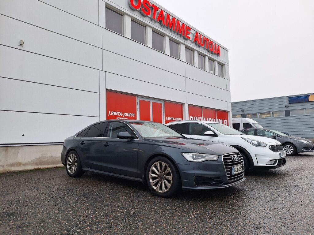 Audi A6 2015 Sininen