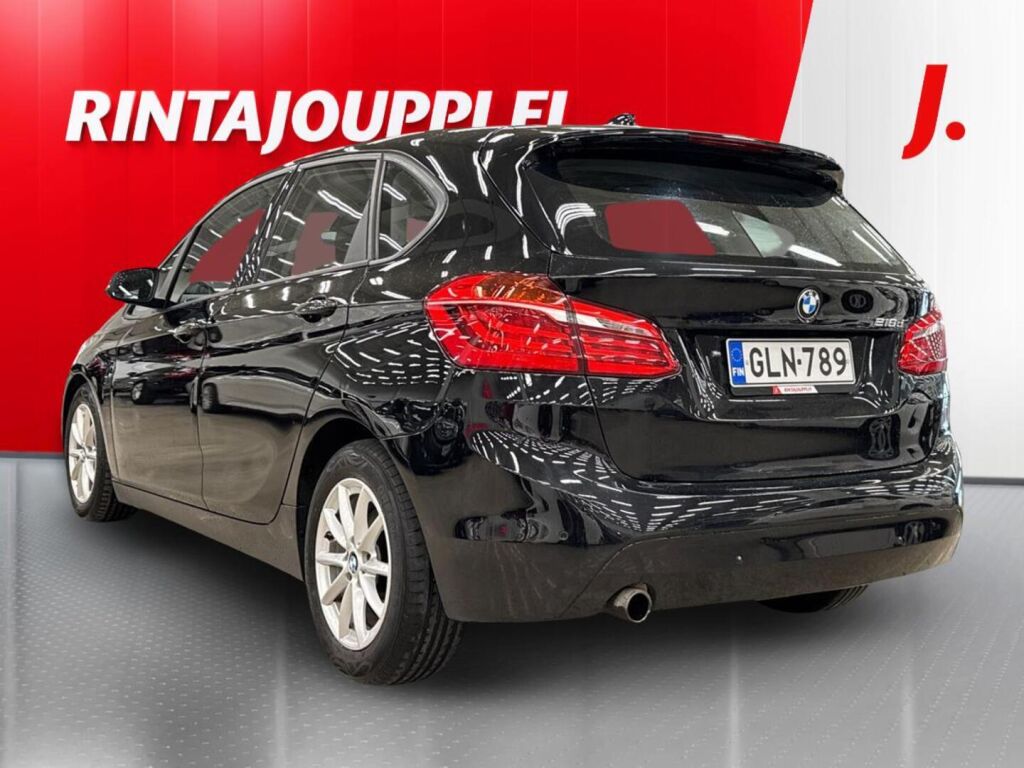 BMW 216 2015 Musta