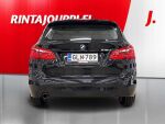 BMW 216 2015 Musta