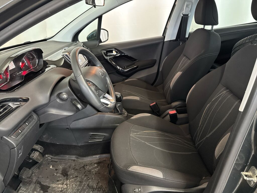 Peugeot 208 2015 Harmaa