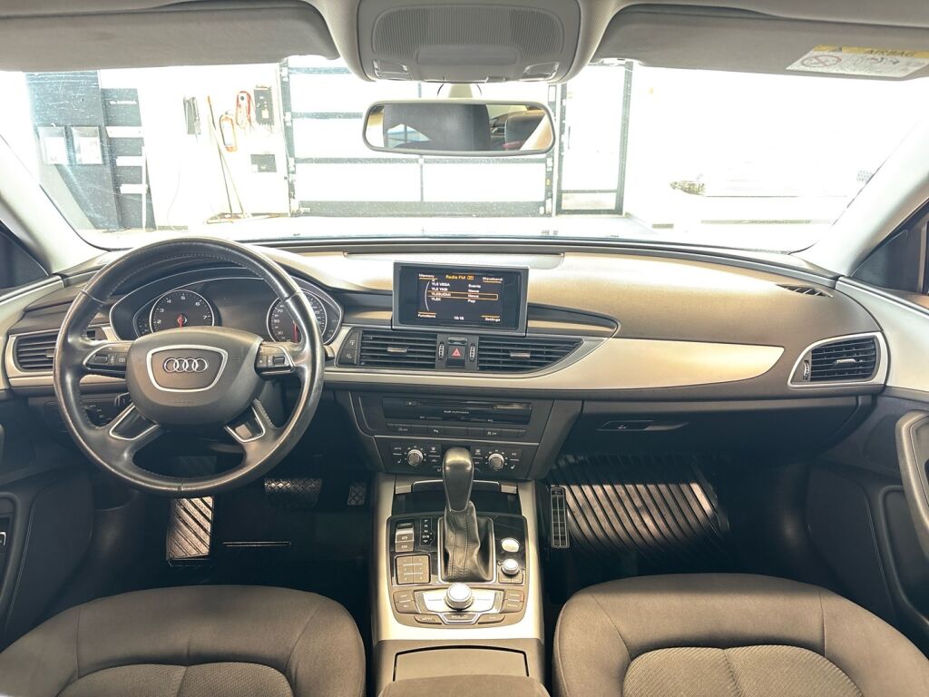 Audi A6 2015 Musta