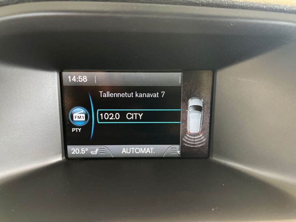 Volvo V60 2015 Musta