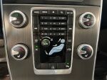 Volvo V60 2015 Musta