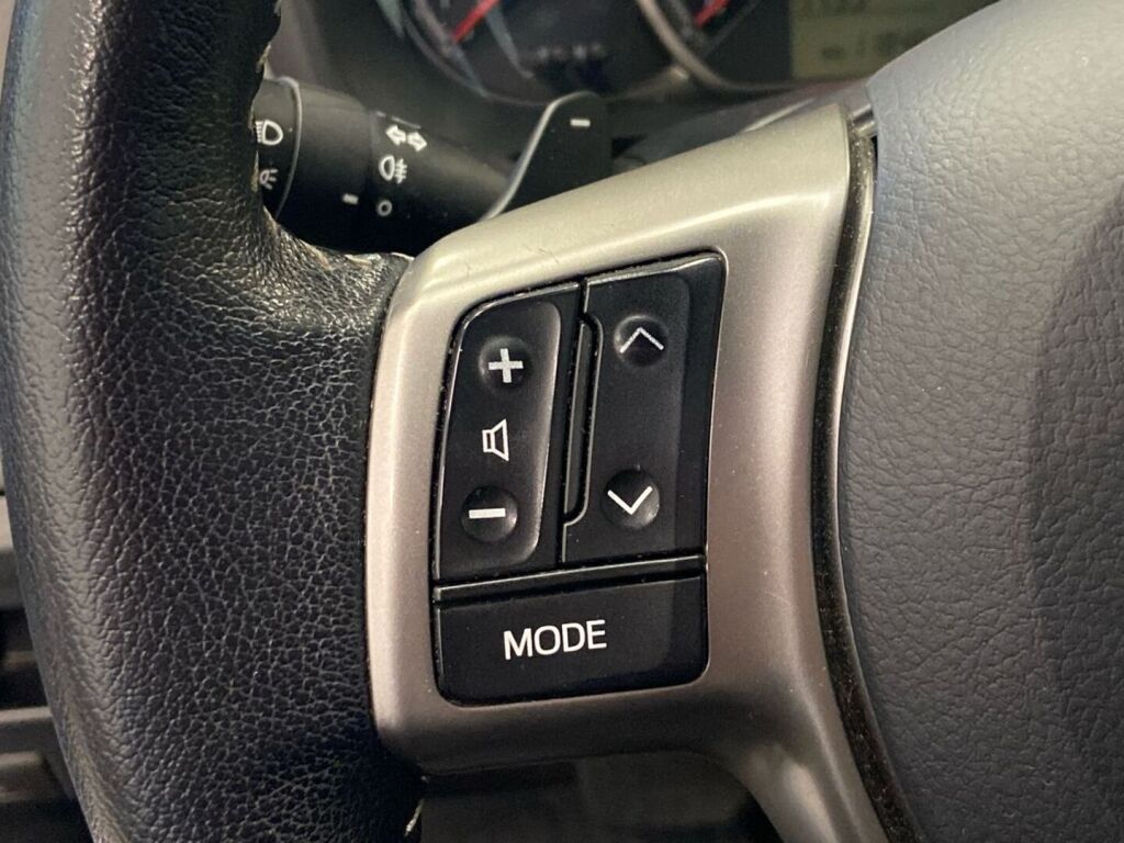 Toyota Yaris 2015 Sininen