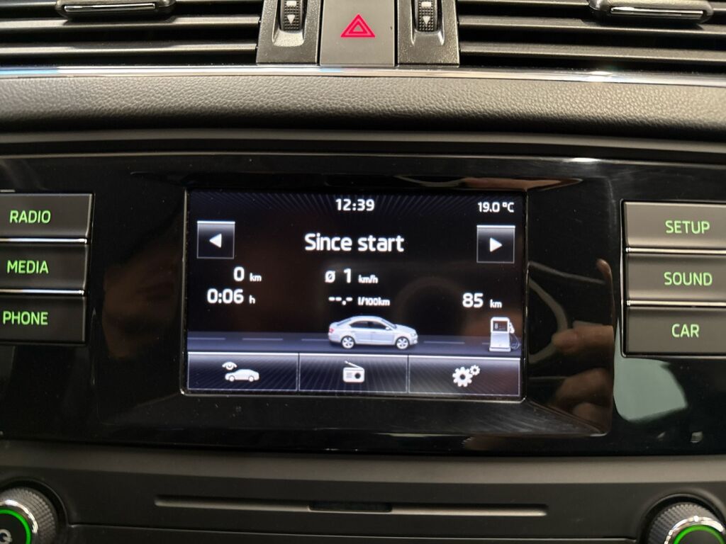 Skoda Octavia 2015 Harmaa