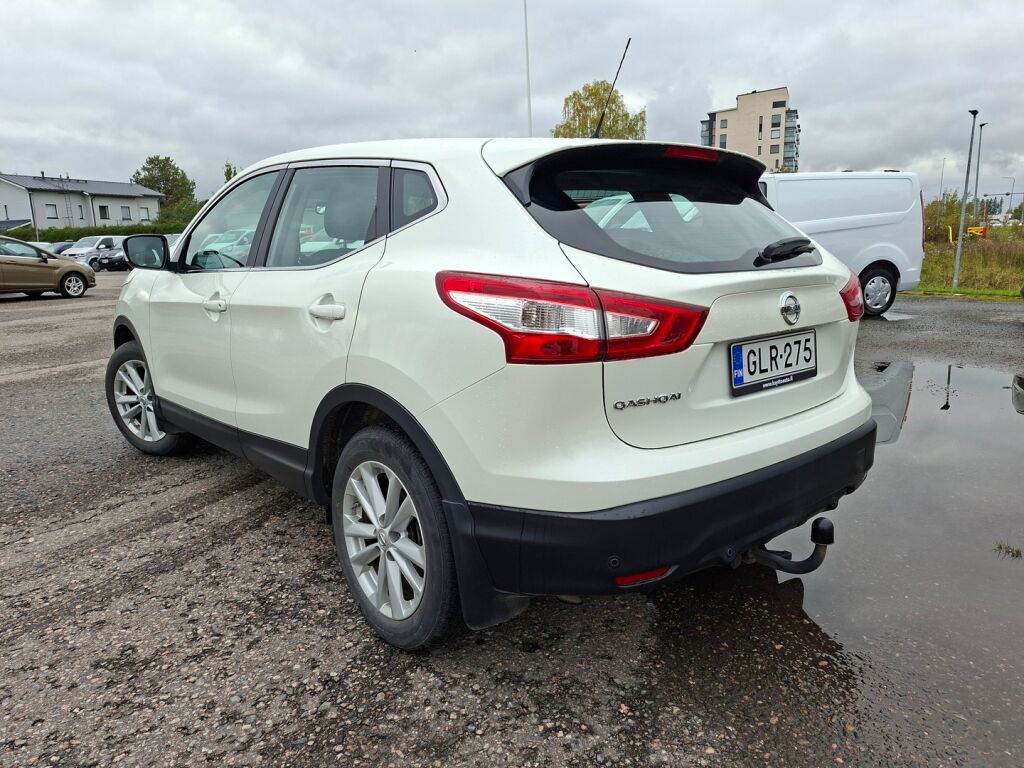Nissan Qashqai 2015 Valkoinen