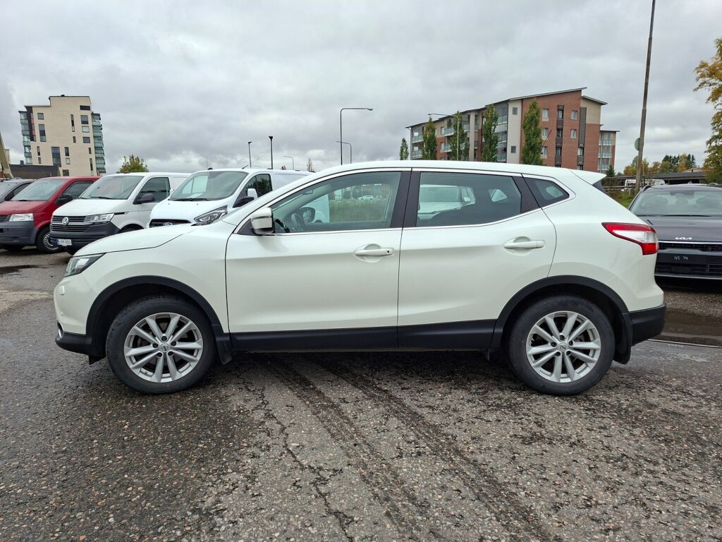 Nissan Qashqai 2015 Valkoinen
