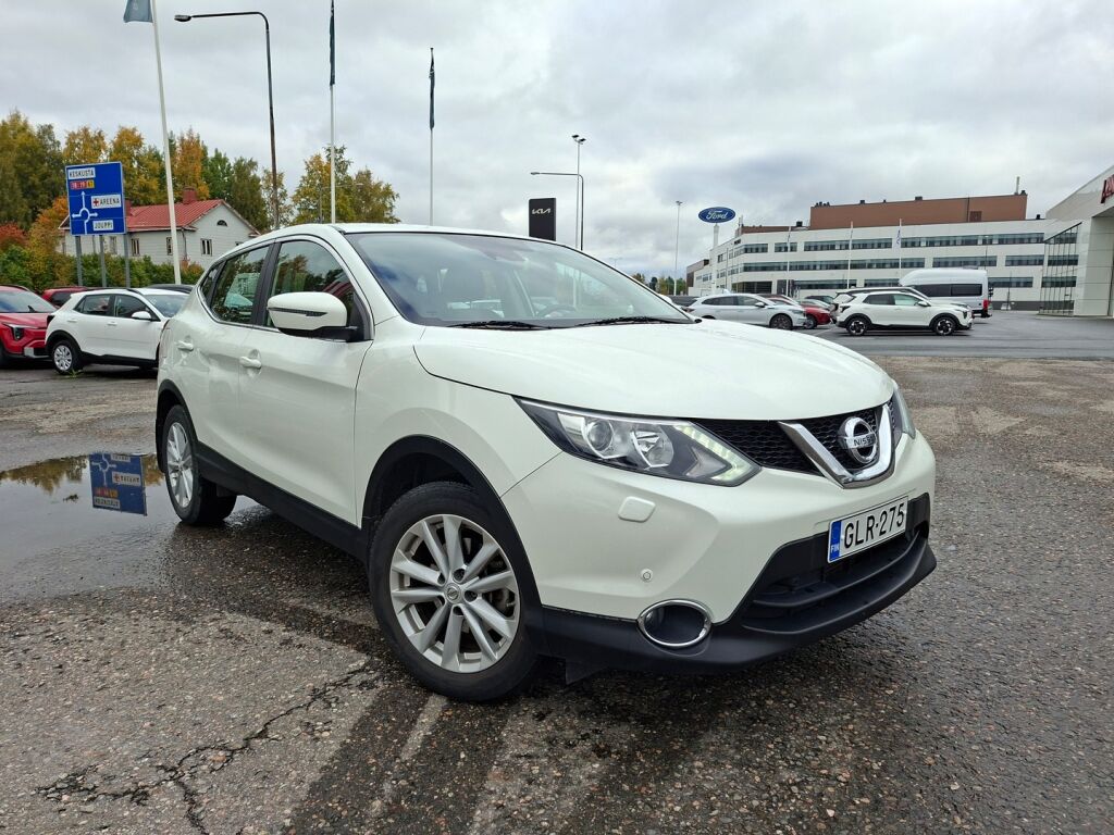 Nissan Qashqai 2015 Valkoinen