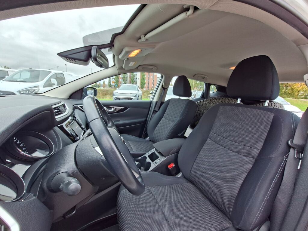 Nissan Qashqai 2015 Valkoinen