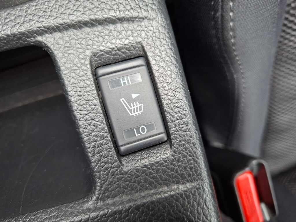 Nissan Qashqai 2015 Valkoinen