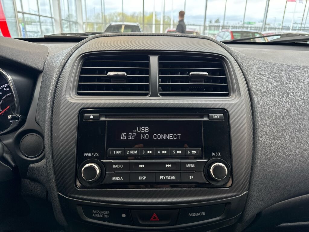Mitsubishi ASX 2016 Punainen