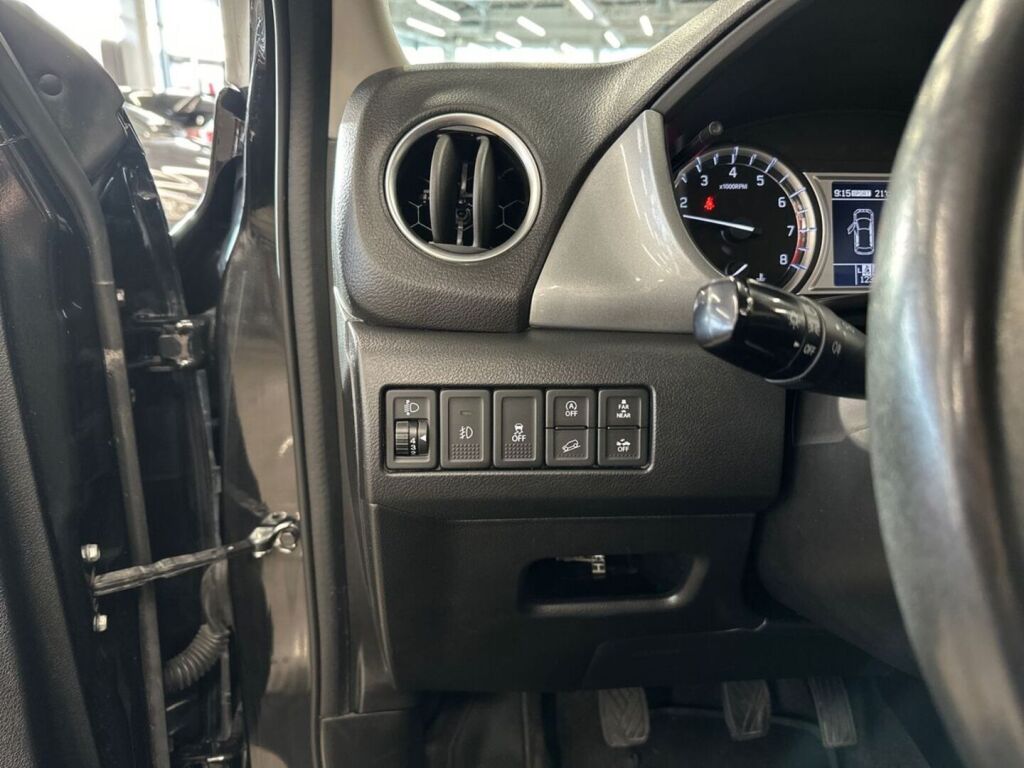Suzuki Vitara 2016 Musta
