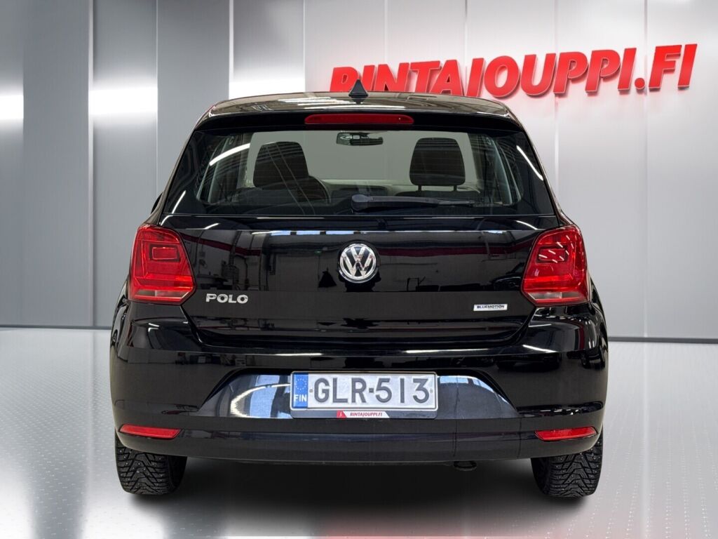 Volkswagen Polo 2015 Musta