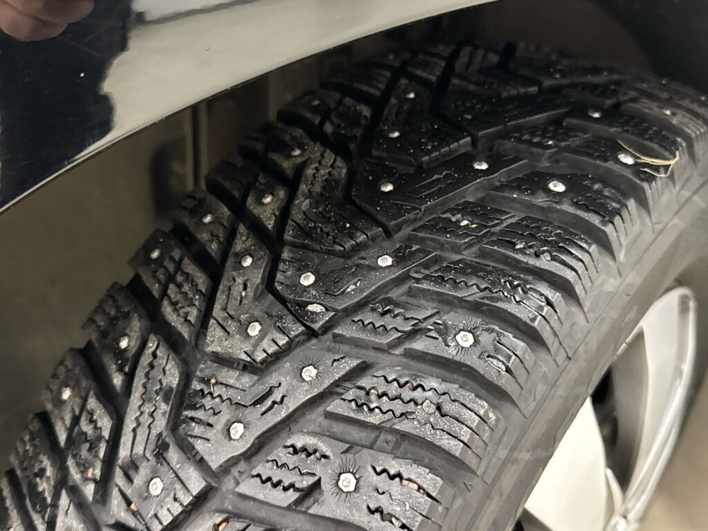 Volkswagen Polo 2015 Musta