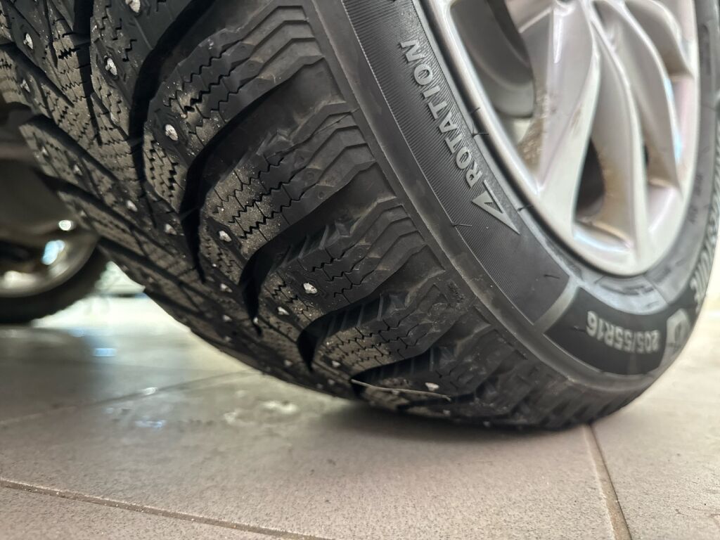 Honda Civic 2015 Ruskea (beige)