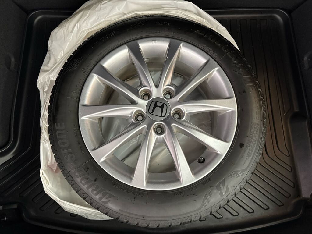 Honda Civic 2015 Ruskea (beige)