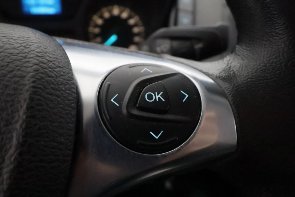 Ford Transit Custom 2016 Musta