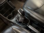 Opel Karl 2016 Punainen