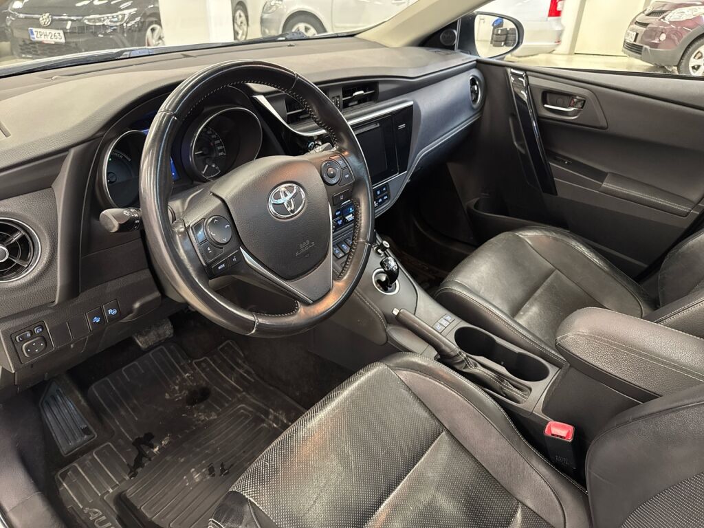 Toyota Auris 2015 Valkoinen