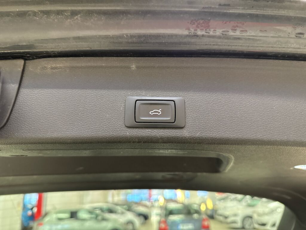 Audi A4 2016 Vihreä