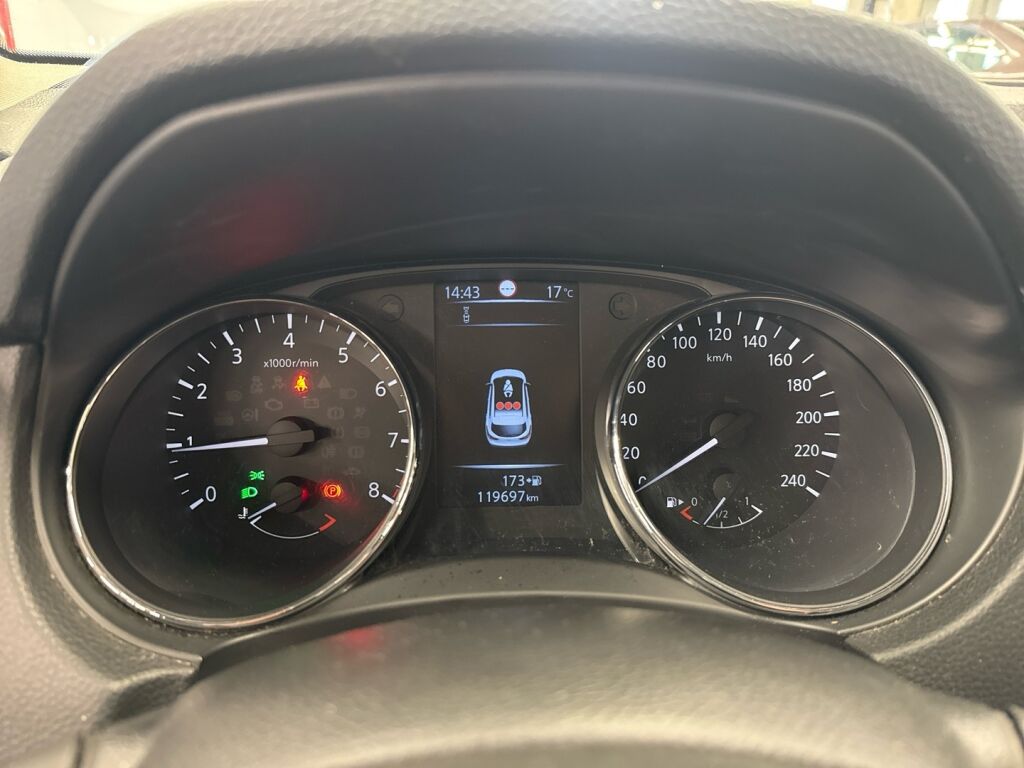 Nissan Qashqai 2016 Valkoinen