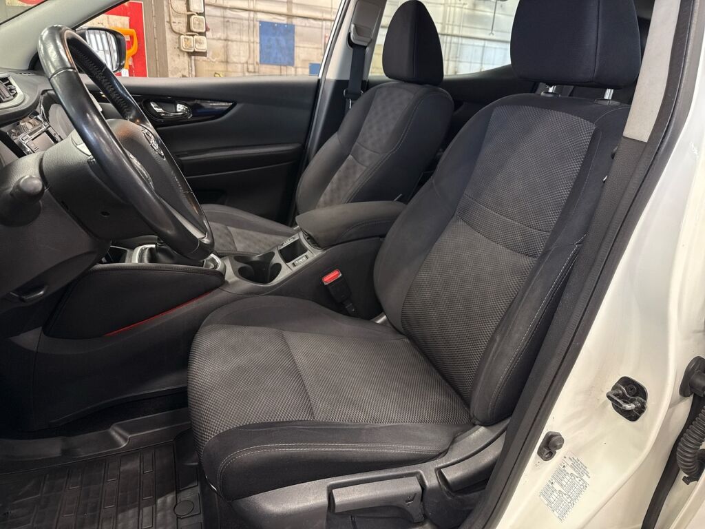 Nissan Qashqai 2016 Valkoinen