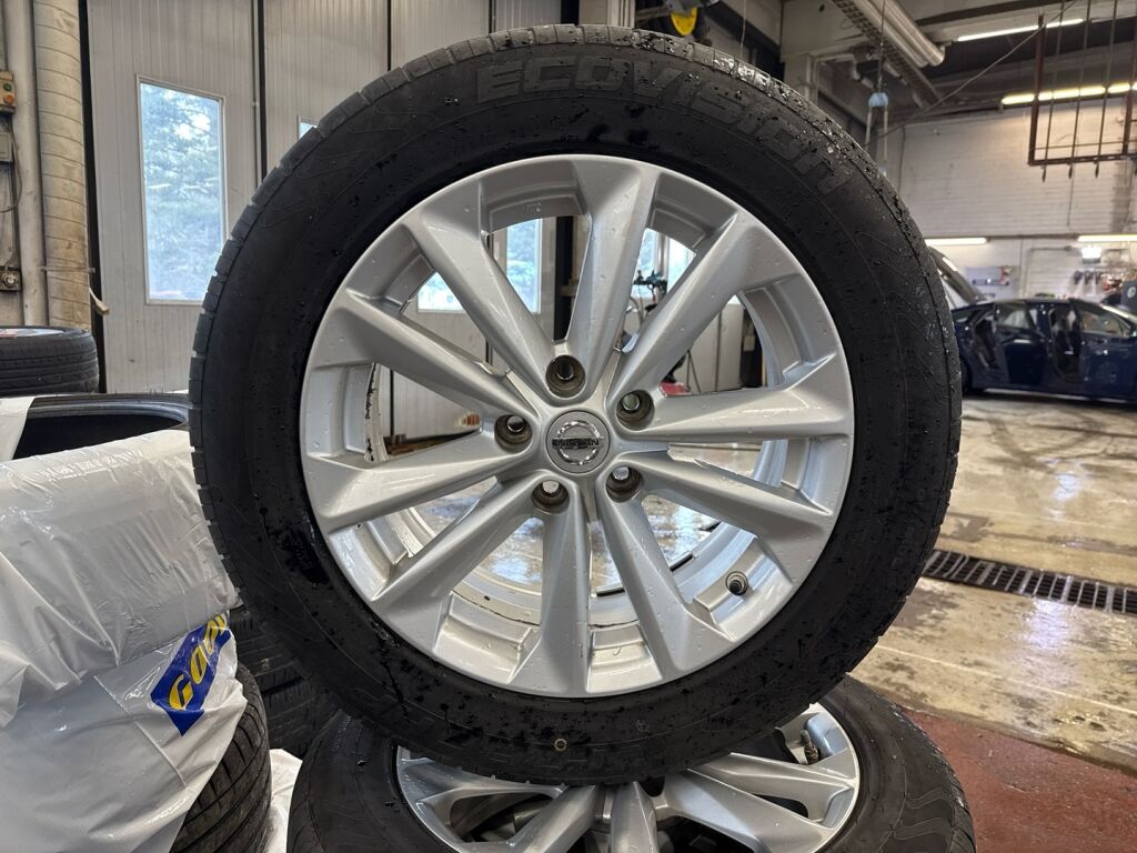 Nissan Qashqai 2016 Valkoinen