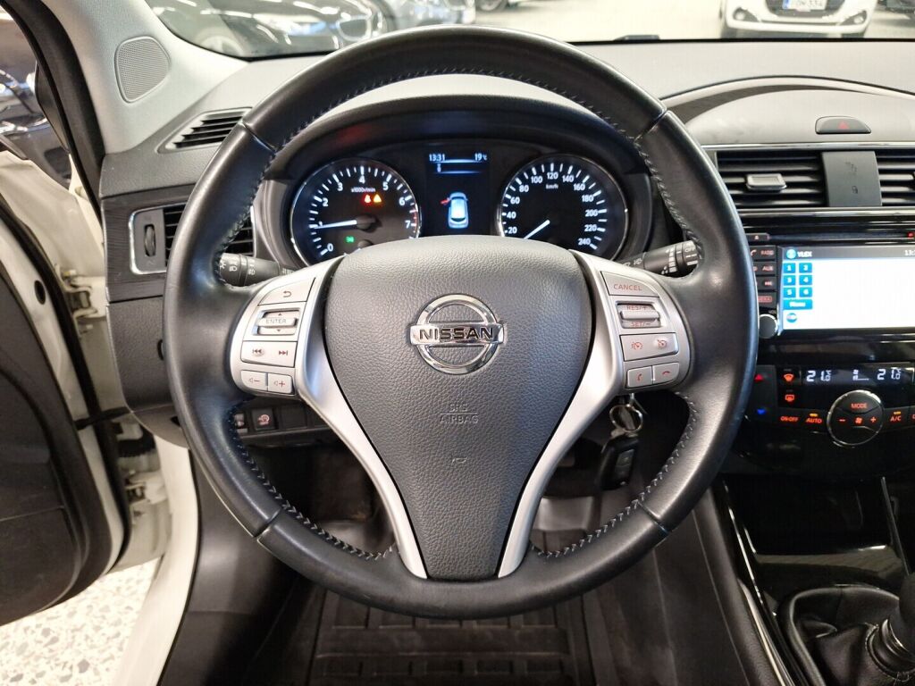 Nissan Pulsar 2016 Valkoinen