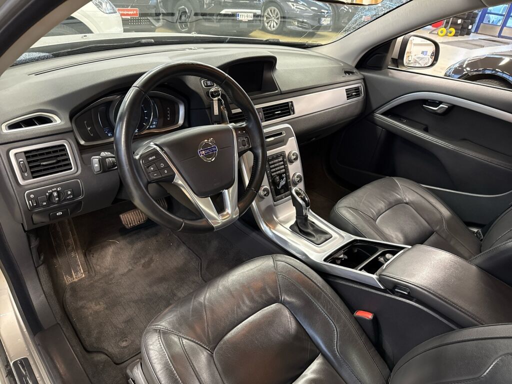 Volvo V70 2016 Ruskea