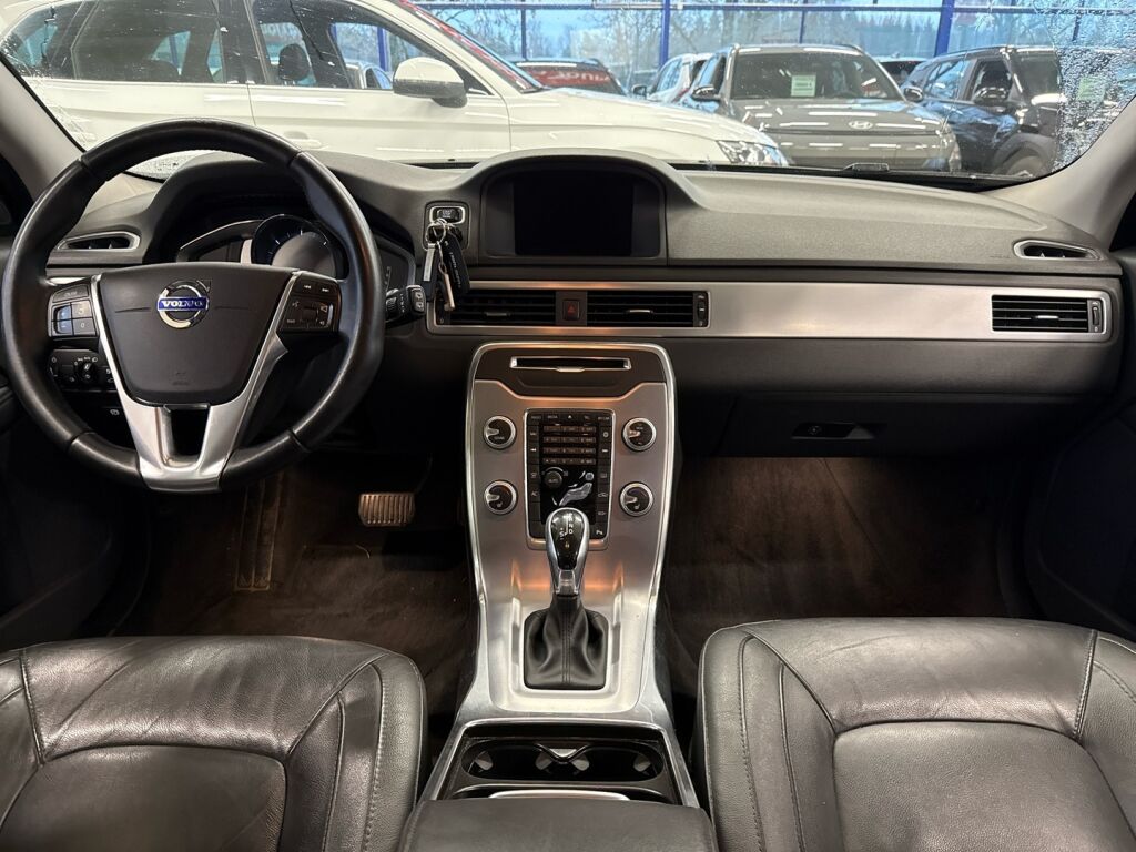Volvo V70 2016 Ruskea