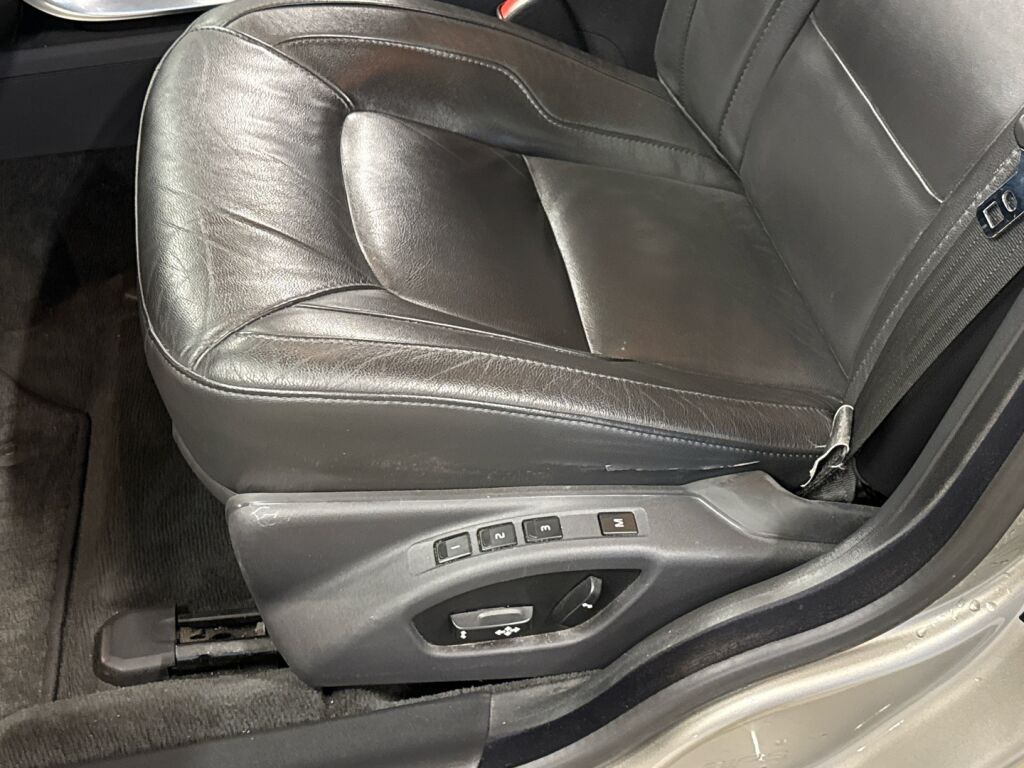 Volvo V70 2016 Ruskea