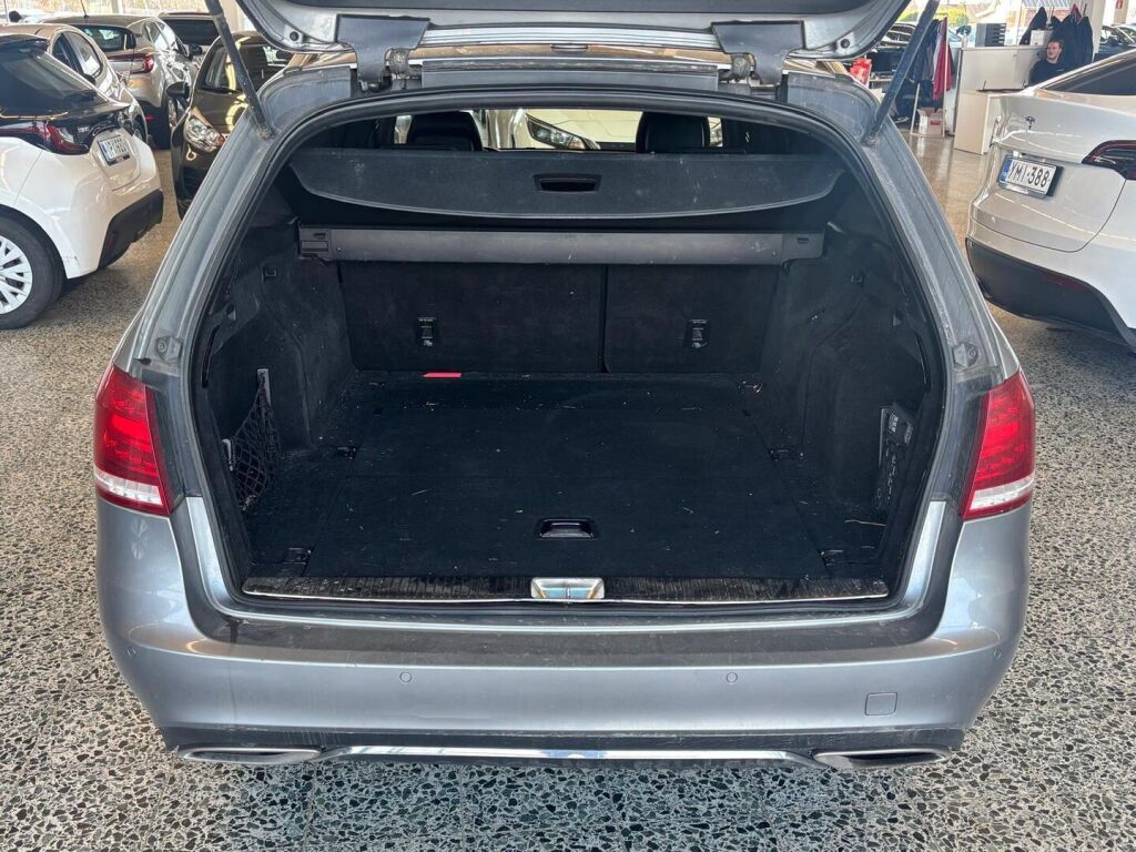 Mercedes-Benz E 2013 Harmaa