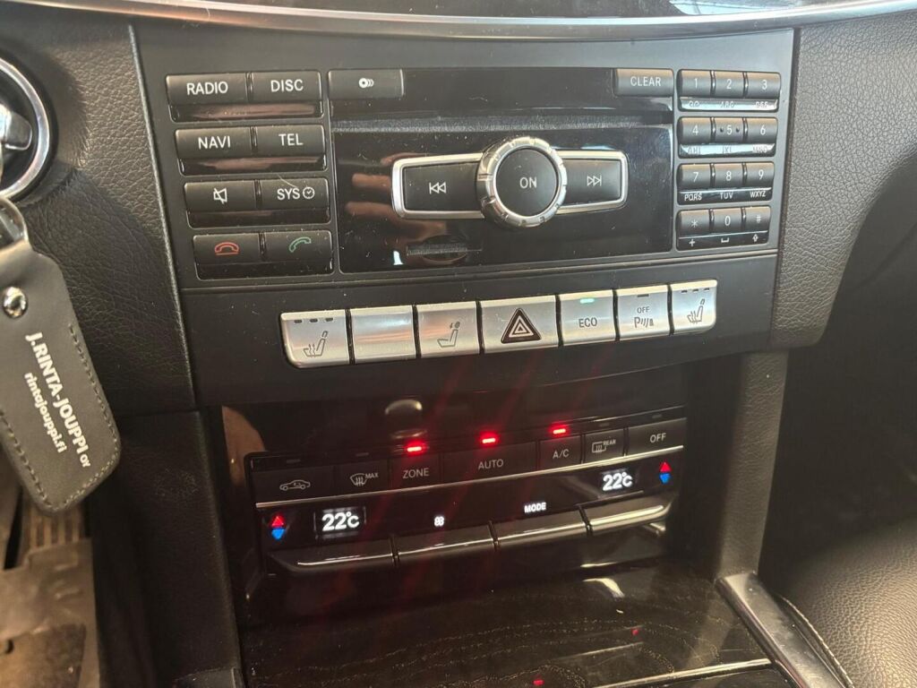 Mercedes-Benz E 2013 Harmaa