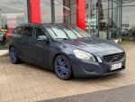 Volvo V60 2012 Sininen