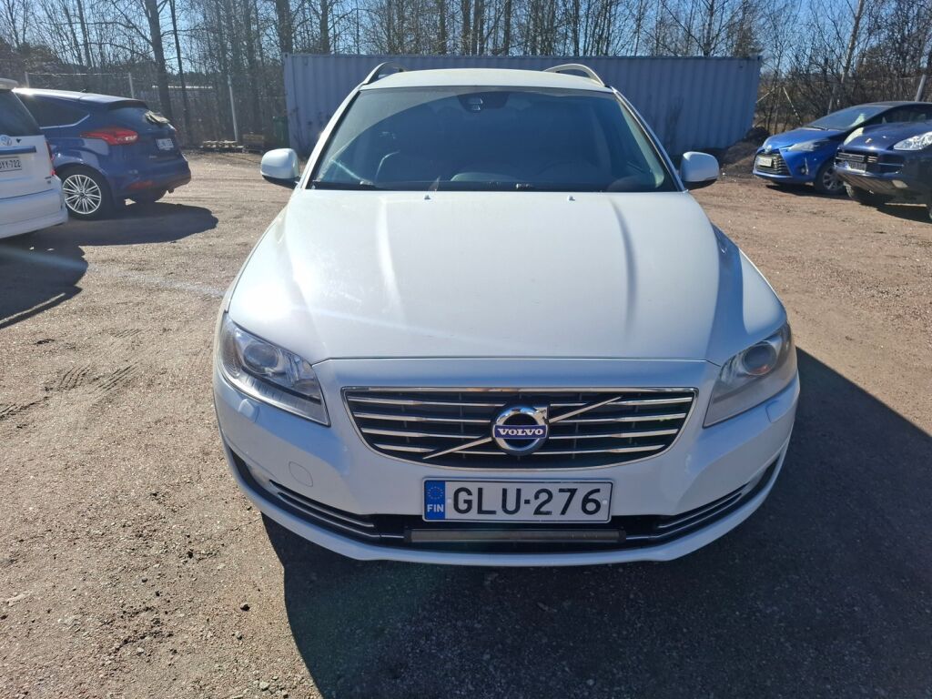 Volvo V70 2013 Valkoinen