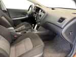 Kia Ceed 2016 Ruskea (beige)