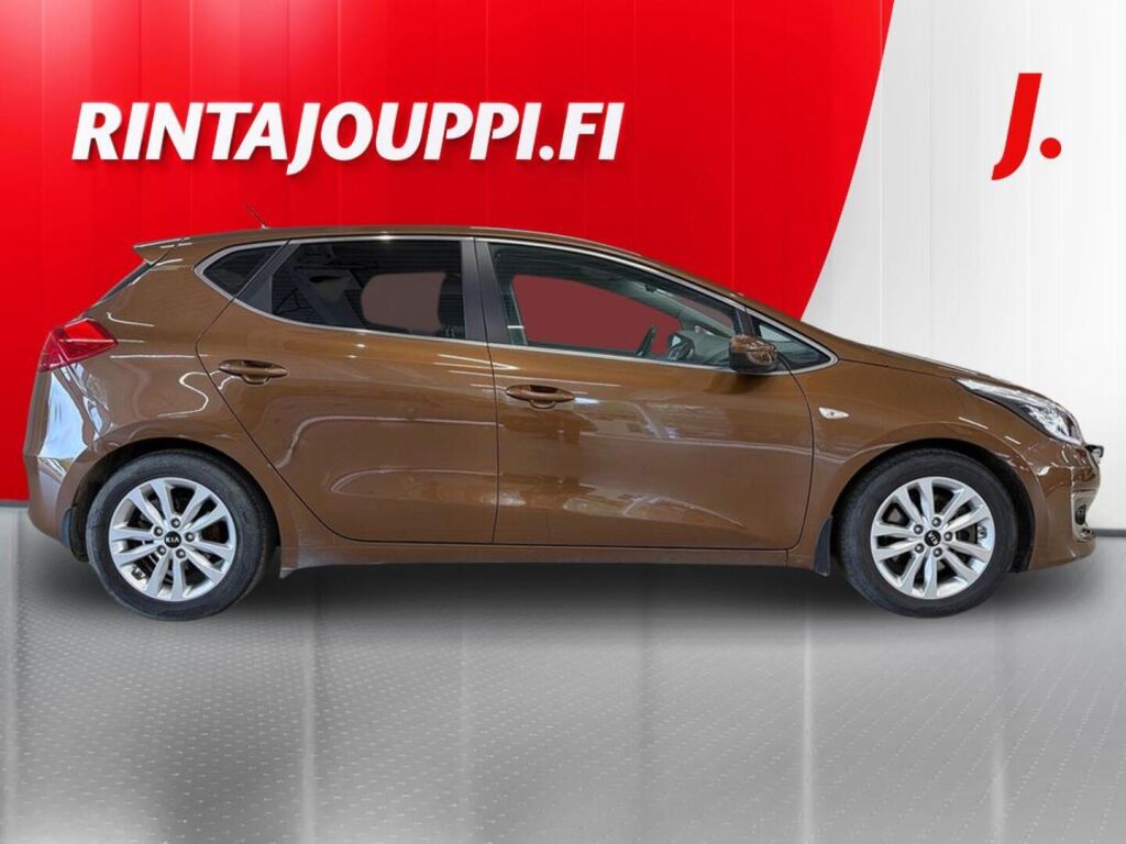 Kia Ceed 2016 Ruskea (beige)