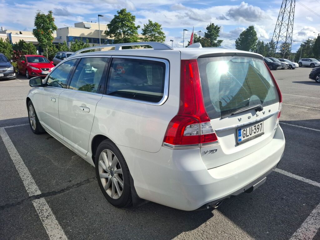 Volvo V70 2015 Valkoinen
