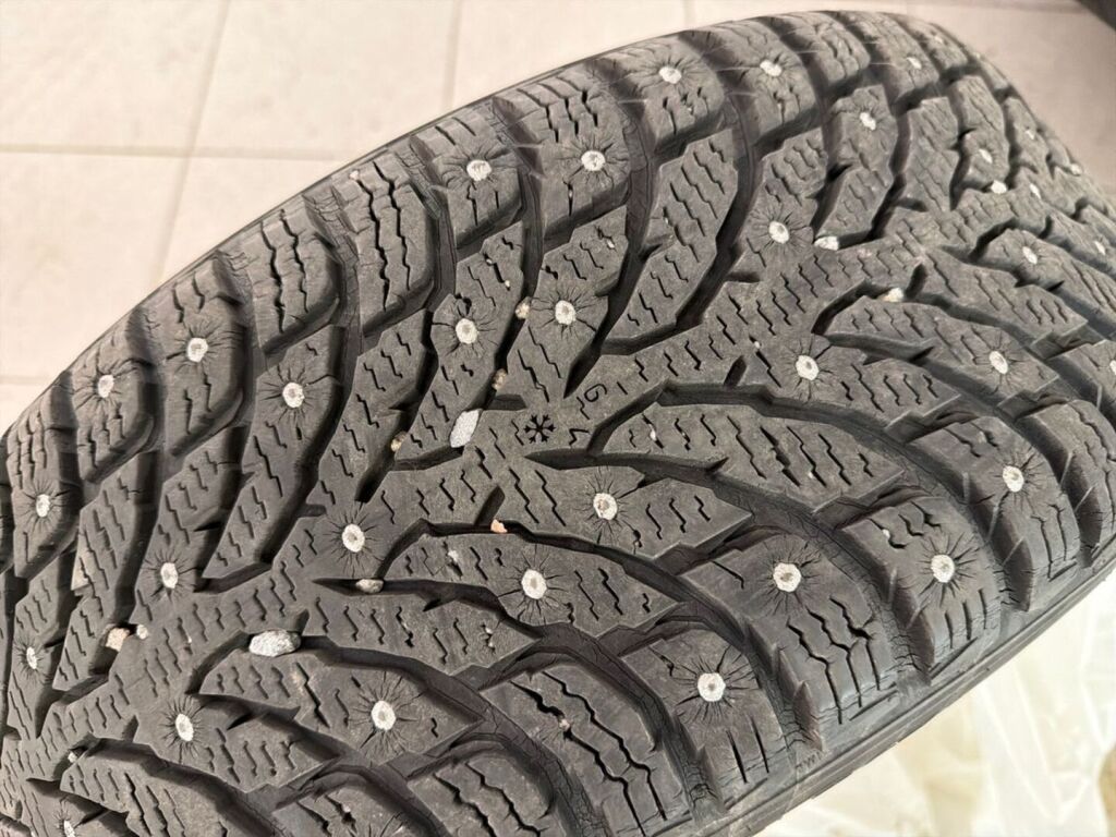 BMW 216 2016 Musta