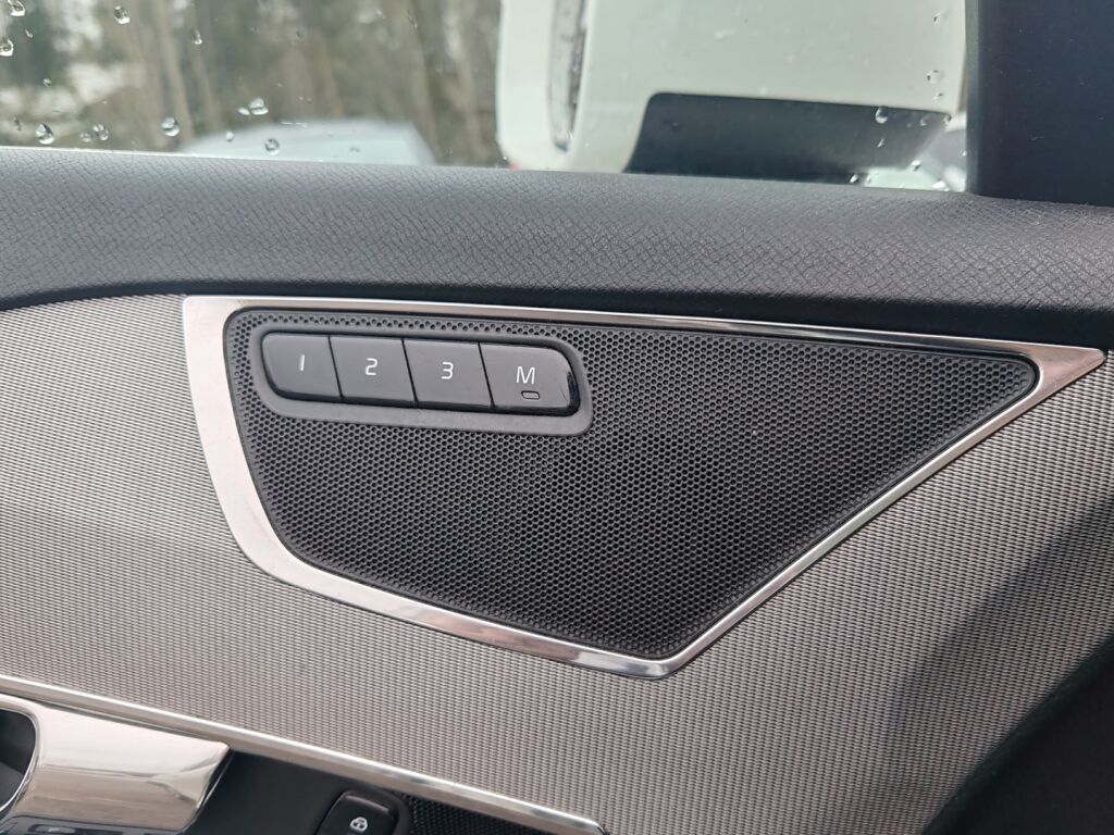 Volvo XC90 2016 Valkoinen