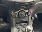 Ford Fiesta 2016 Punainen