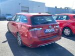 Toyota Auris 2016 Punainen
