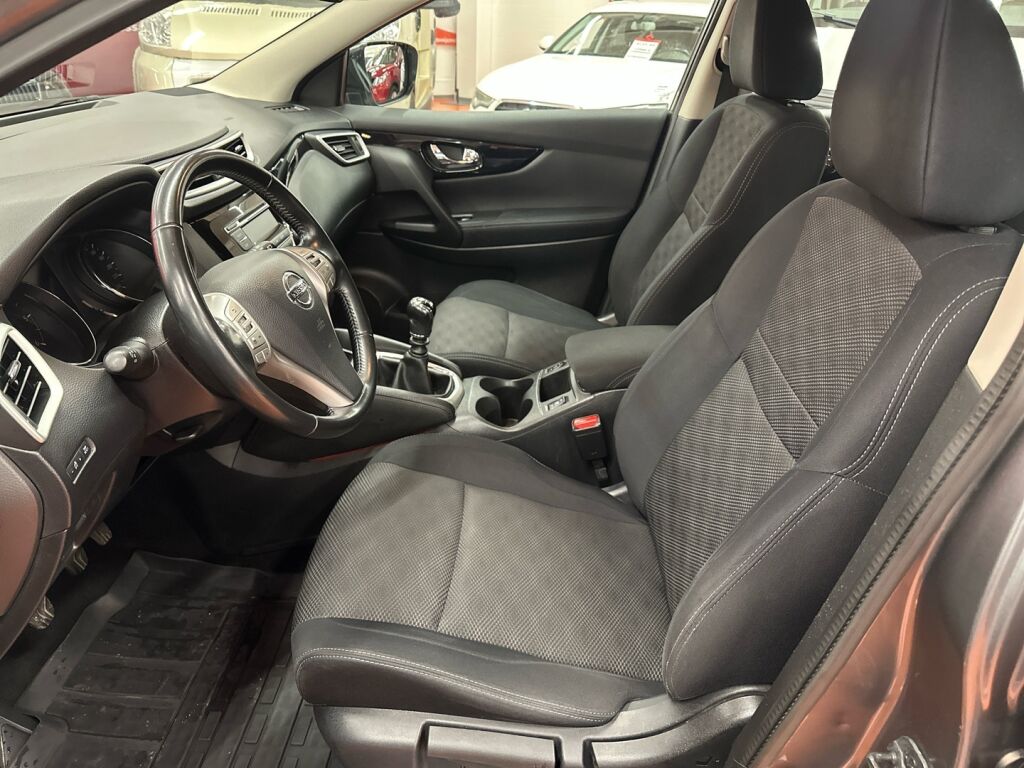 Nissan Qashqai 2016 Harmaa
